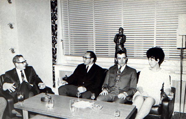  PHOTO Villa St Jean Don Jones, Cyril Boshert, Jerry Gegg, Mrs. Jones 